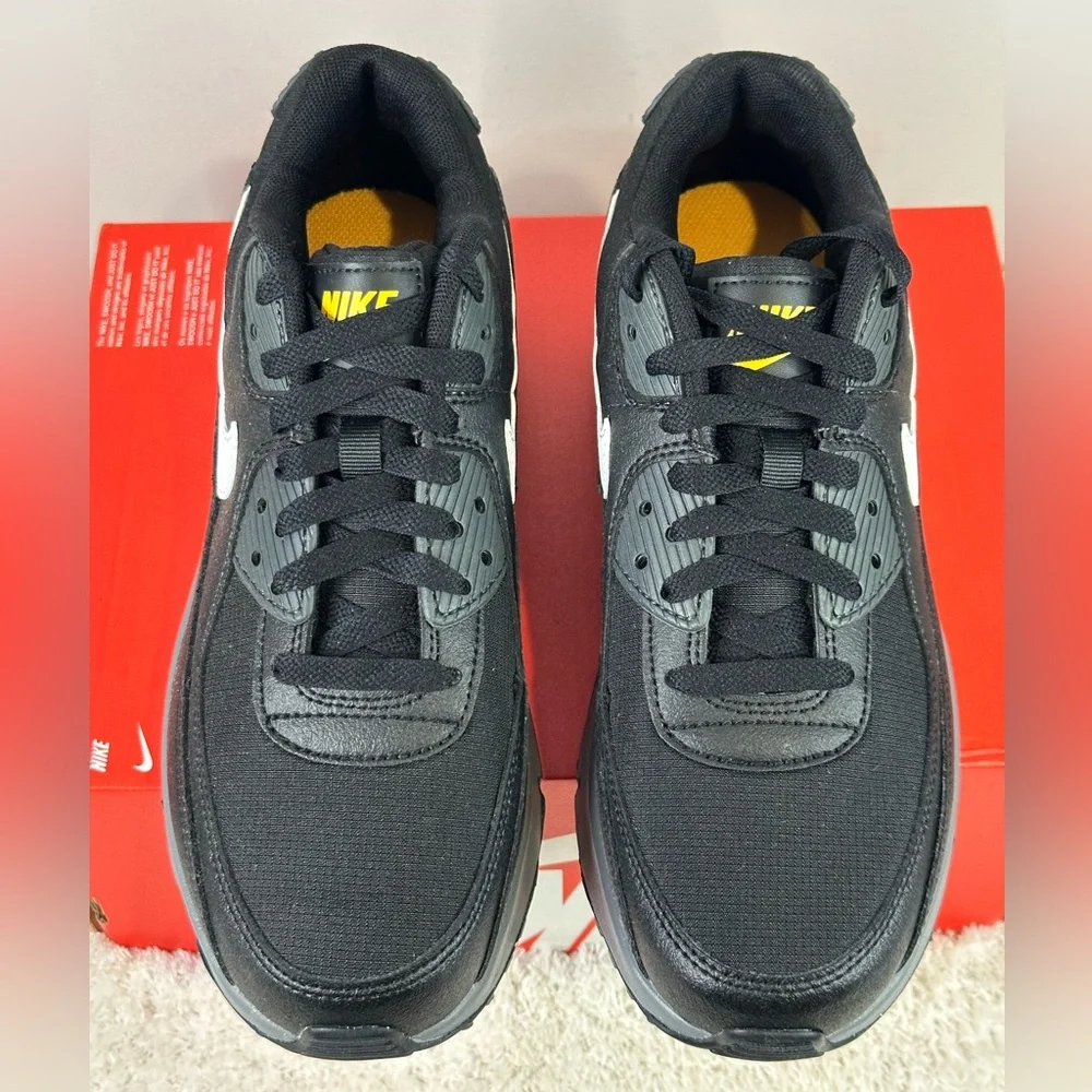 Nike Air Max 90